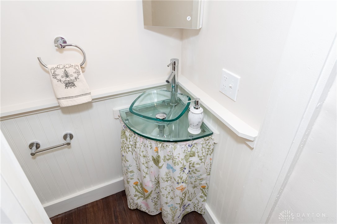 322 Wiltshire Boulevard