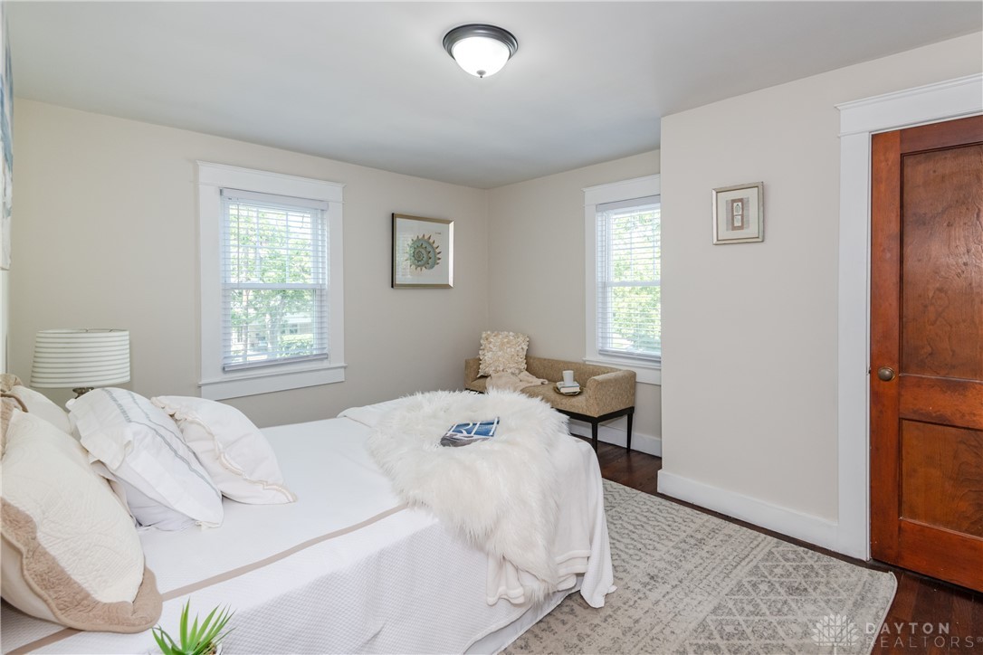 322 Wiltshire Boulevard