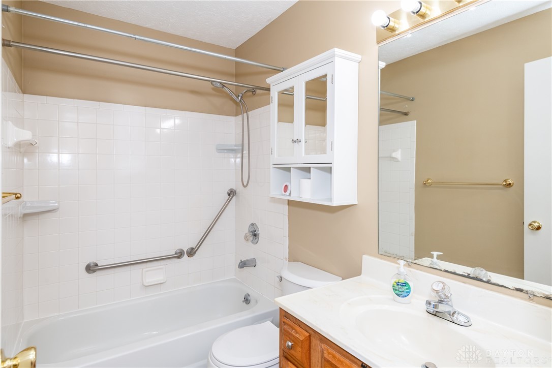 140 Mallard Glen Drive 3