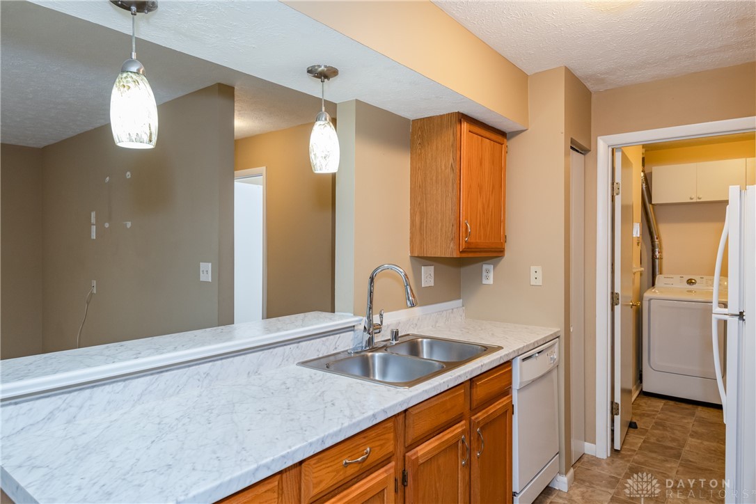 140 Mallard Glen Drive 3