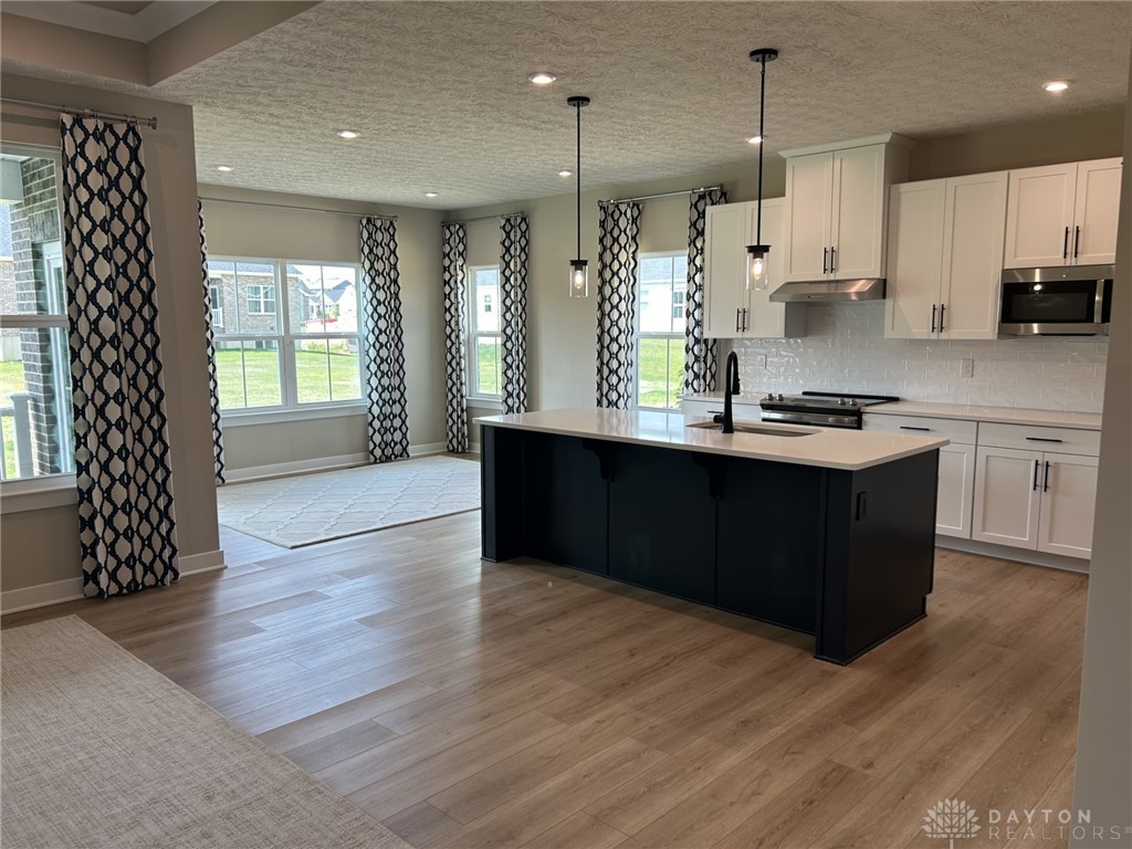 7061 Rivendell Circle