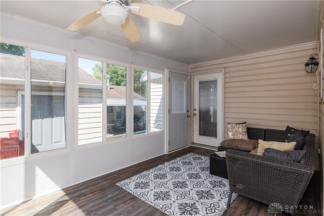 4534 Woodcliffe Avenue