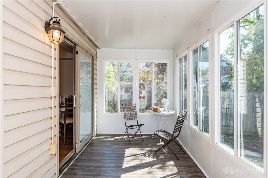 4534 Woodcliffe Avenue