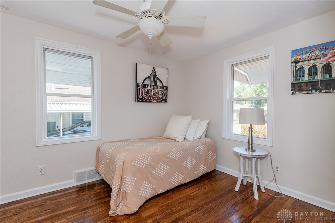 4534 Woodcliffe Avenue