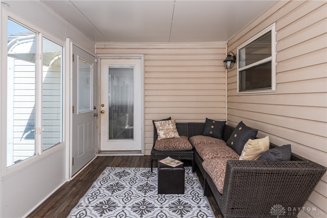 4534 Woodcliffe Avenue