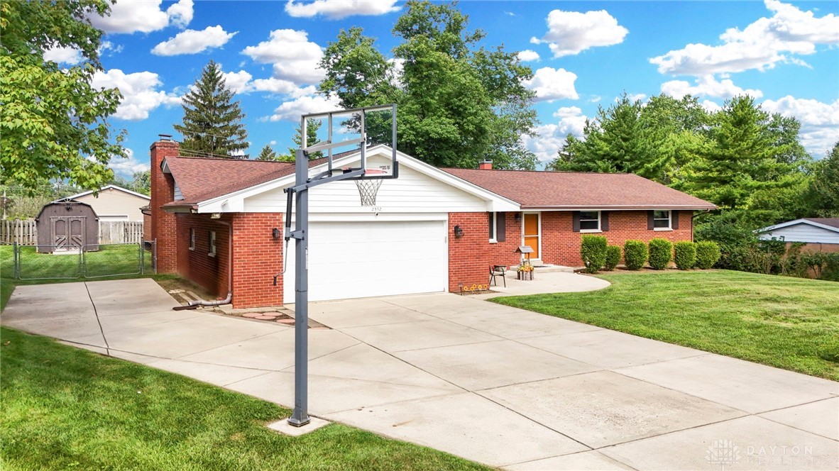 2592 Green Hills Drive