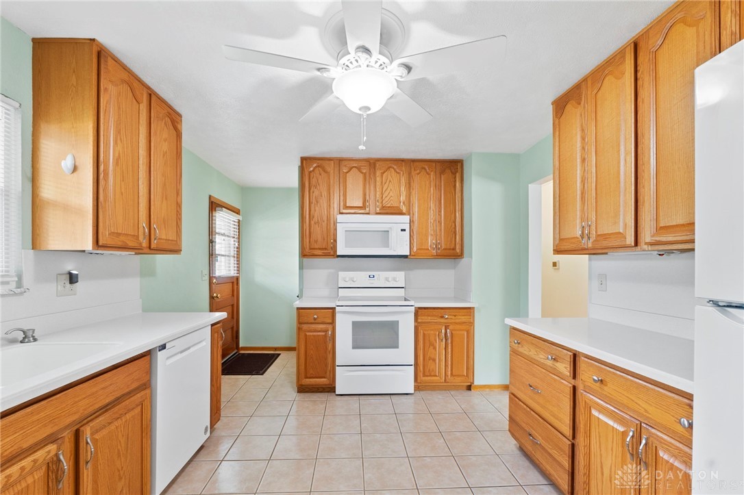 2592 Green Hills Drive