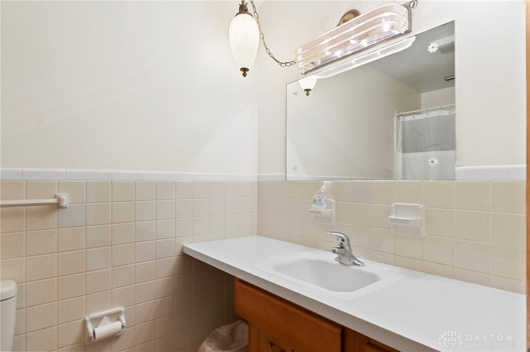 2592 Green Hills Drive