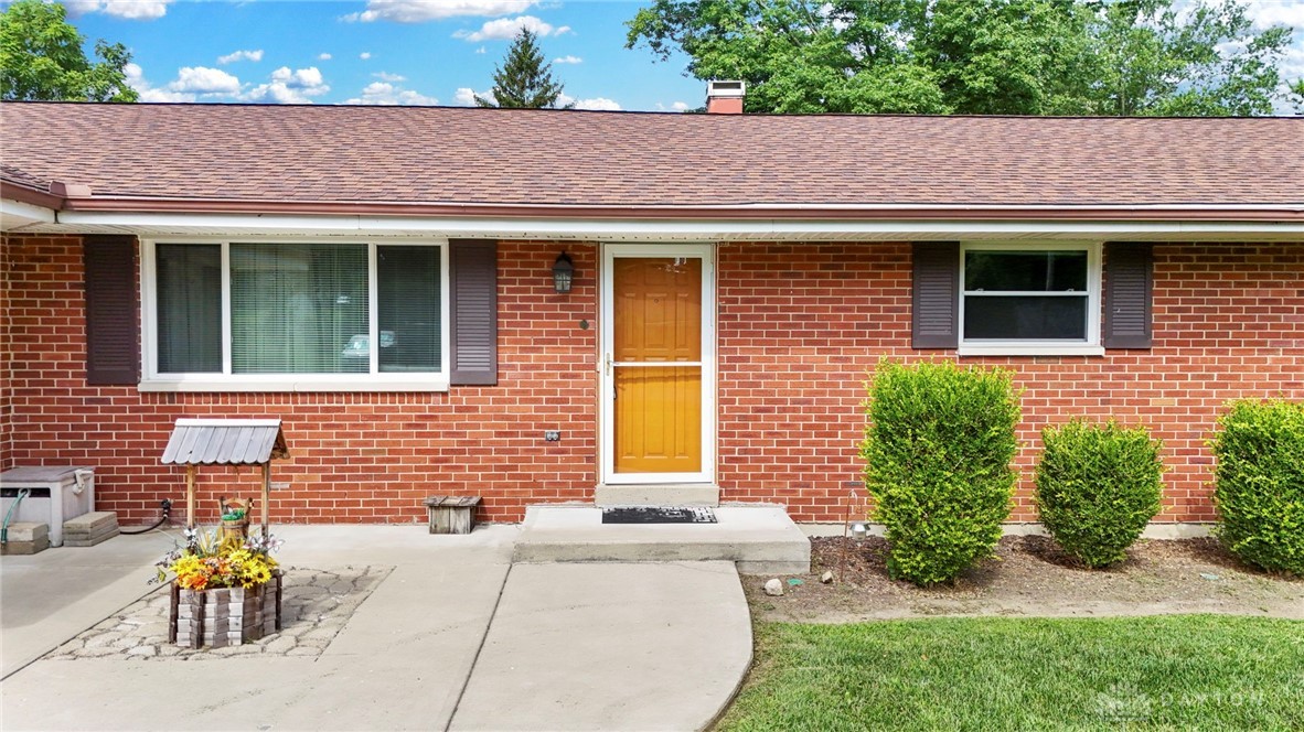 2592 Green Hills Drive