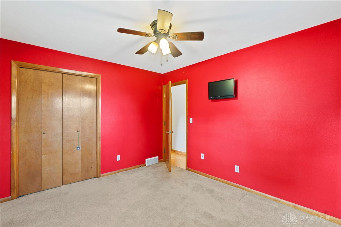 2592 Green Hills Drive