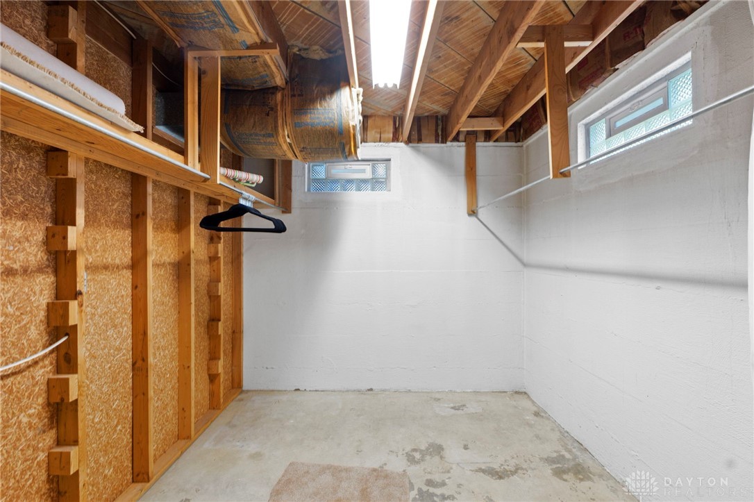 2592 Green Hills Drive