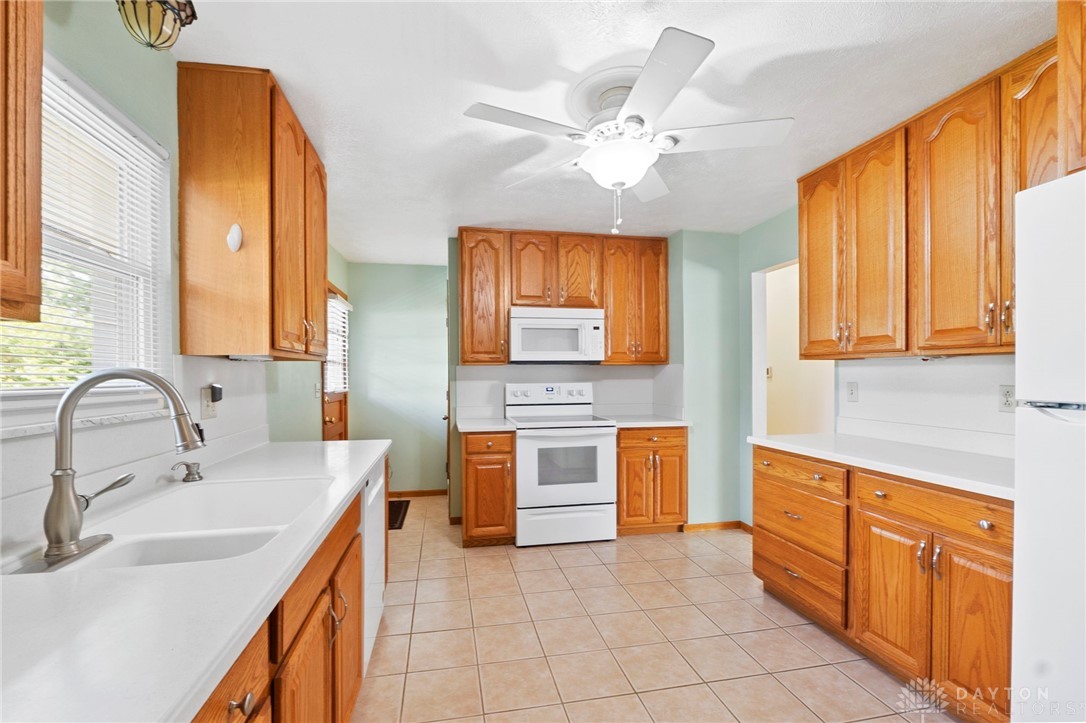 2592 Green Hills Drive