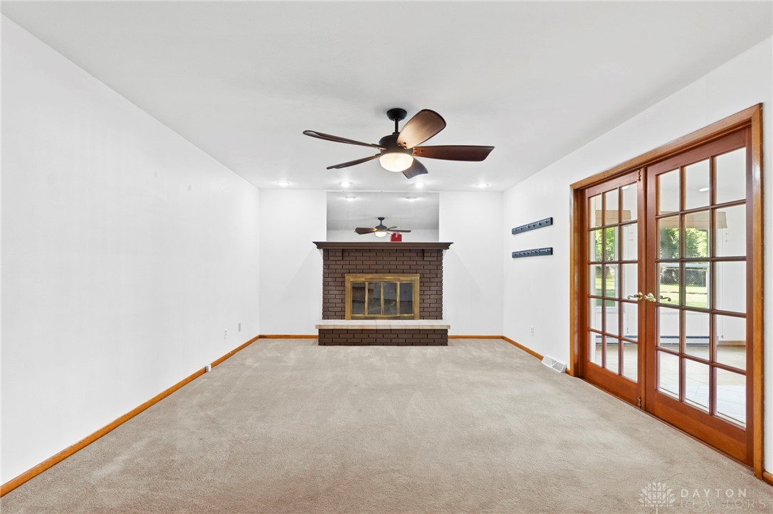 2592 Green Hills Drive