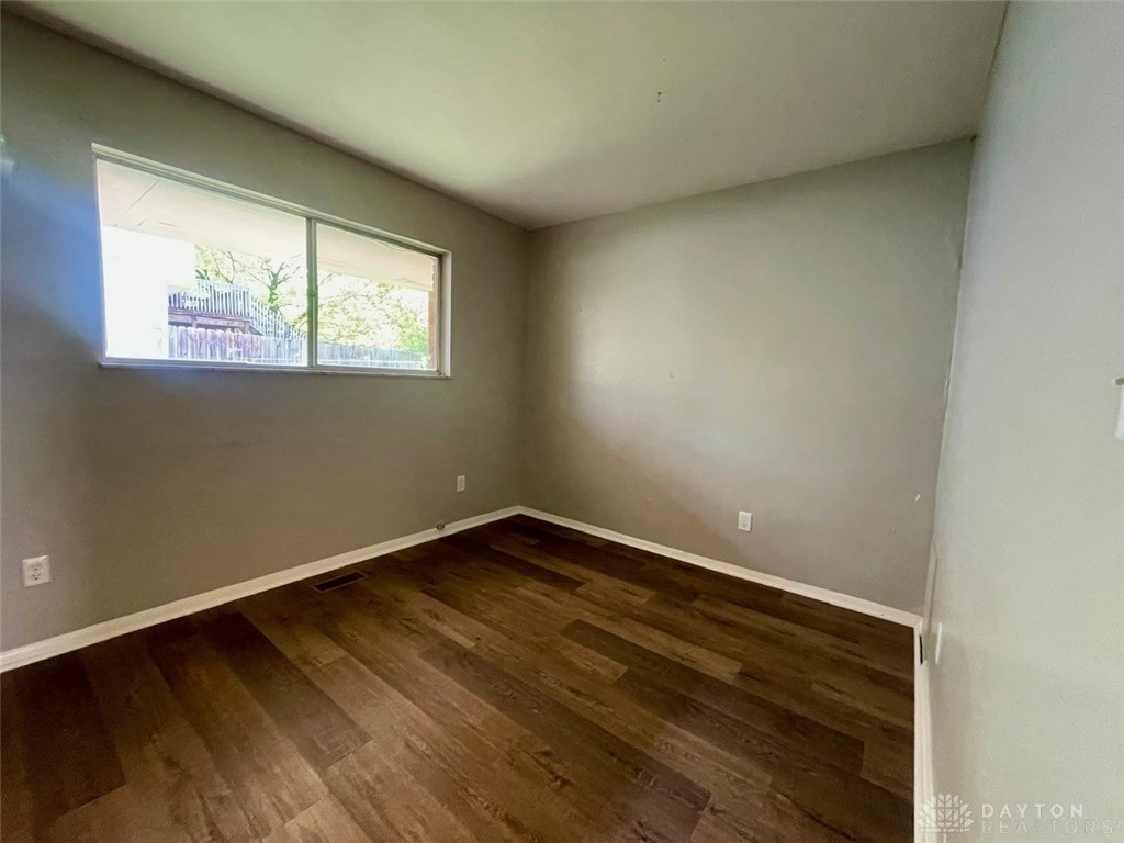 425 Suncrest Drive 1 & 2