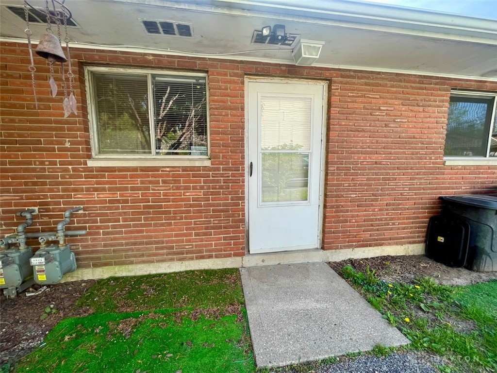 425 Suncrest Drive 1 & 2