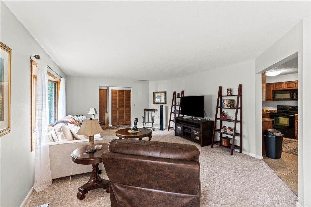 8423 Red Lion 5 Points Road