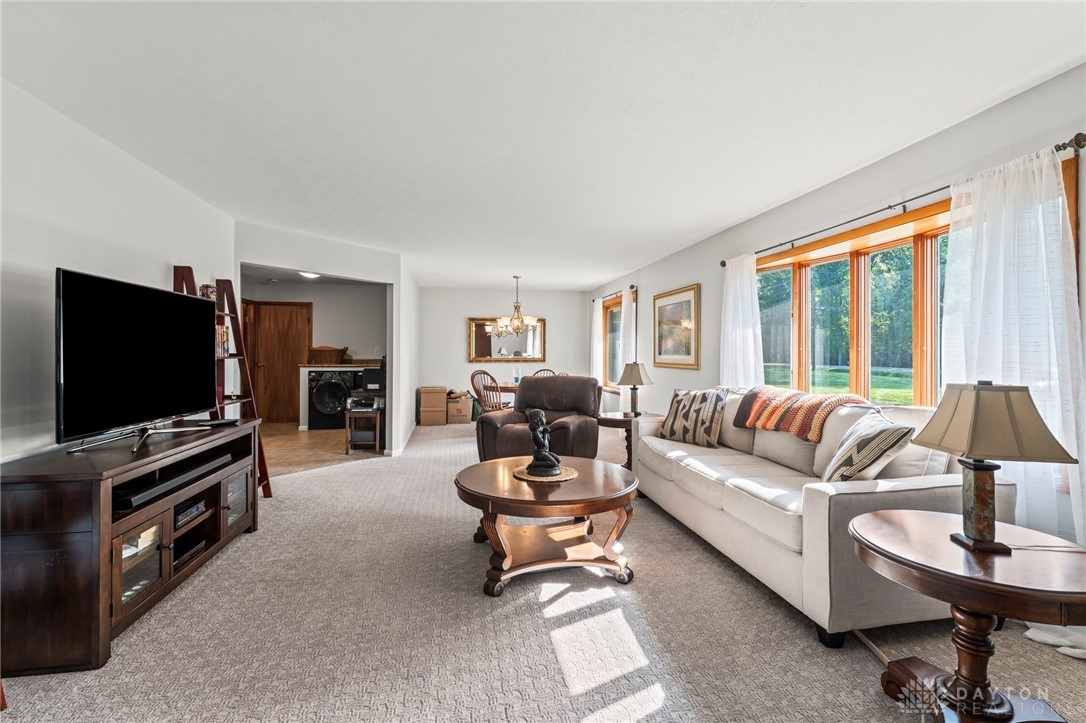 8423 Red Lion 5 Points Road