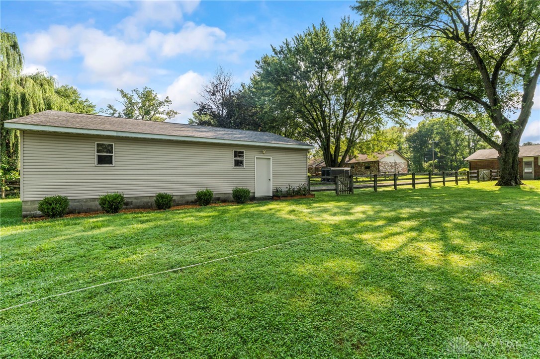 8423 Red Lion 5 Points Road