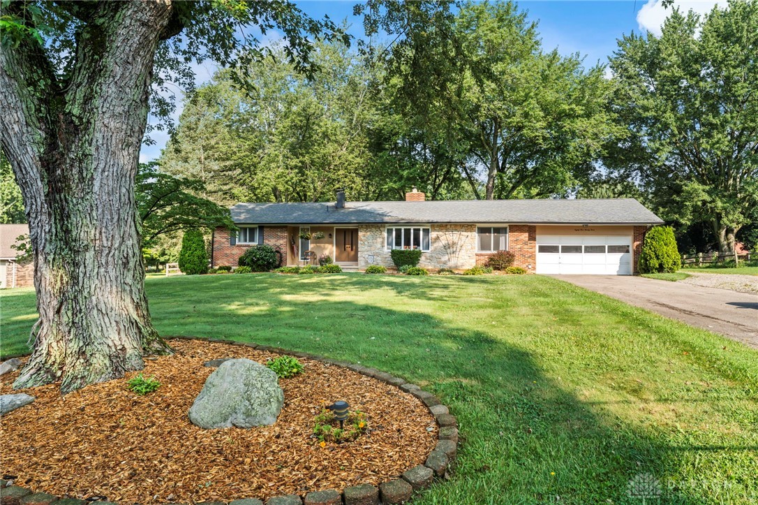 8423 Red Lion 5 Points Road