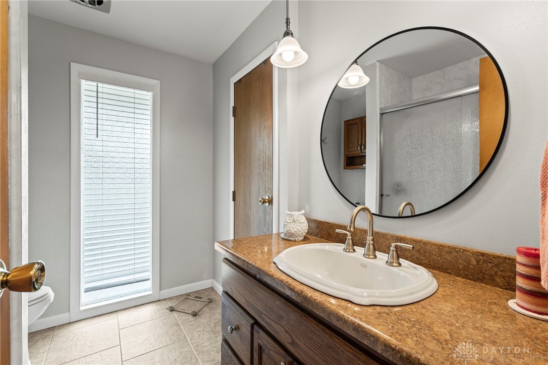 8423 Red Lion 5 Points Road