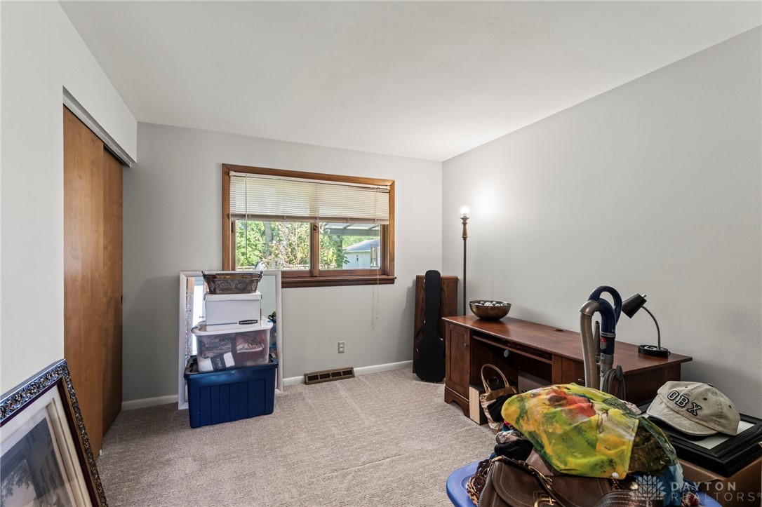 8423 Red Lion 5 Points Road