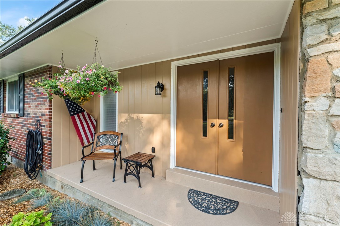 8423 Red Lion 5 Points Road