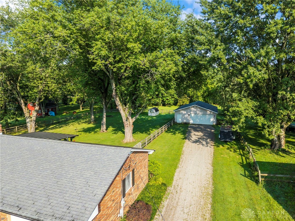 8423 Red Lion 5 Points Road