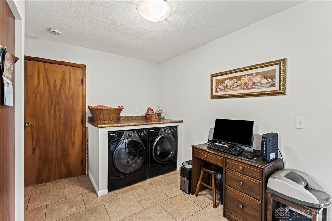 8423 Red Lion 5 Points Road