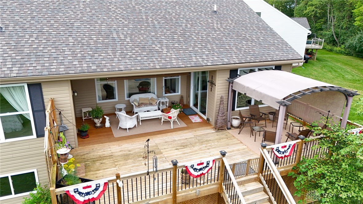 1567 Sierra Vista Way