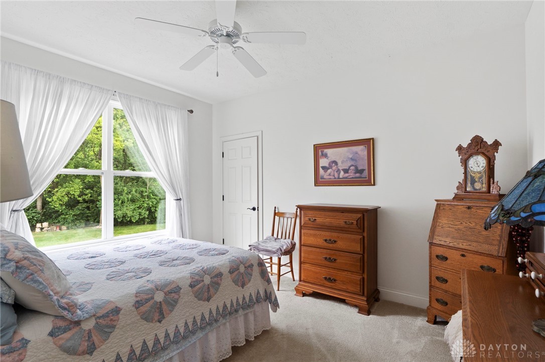 1567 Sierra Vista Way