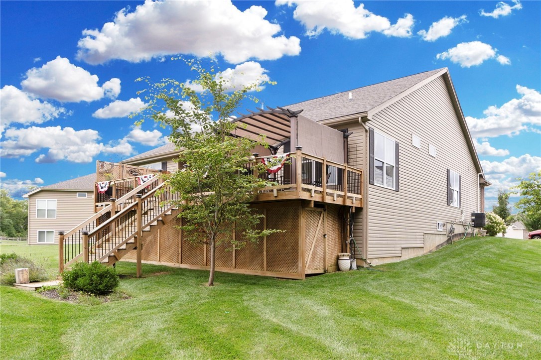 1567 Sierra Vista Way