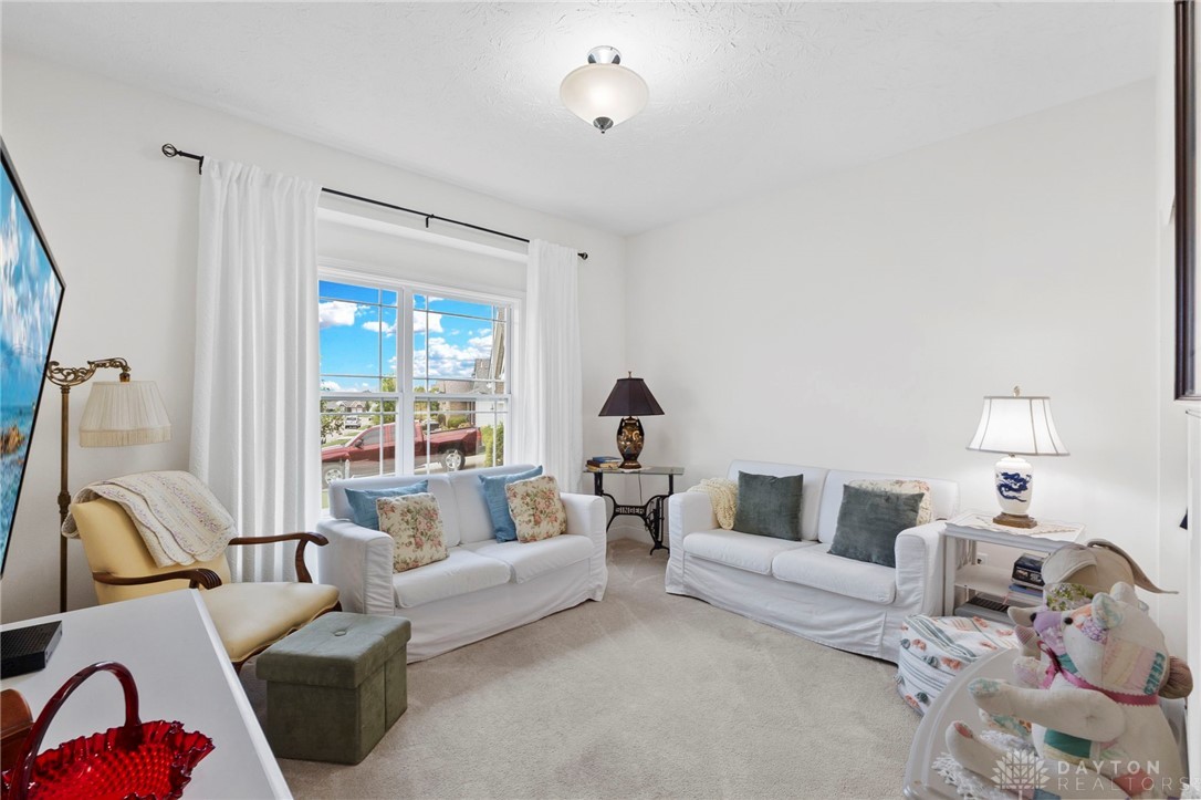 1567 Sierra Vista Way