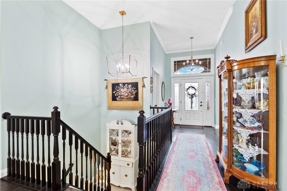 1567 Sierra Vista Way