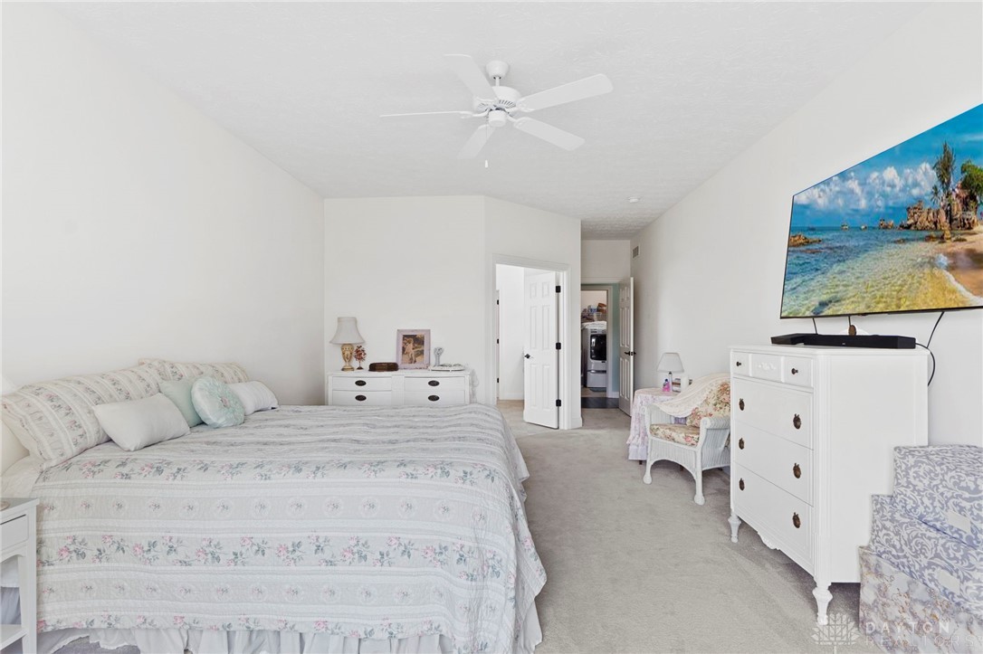 1567 Sierra Vista Way