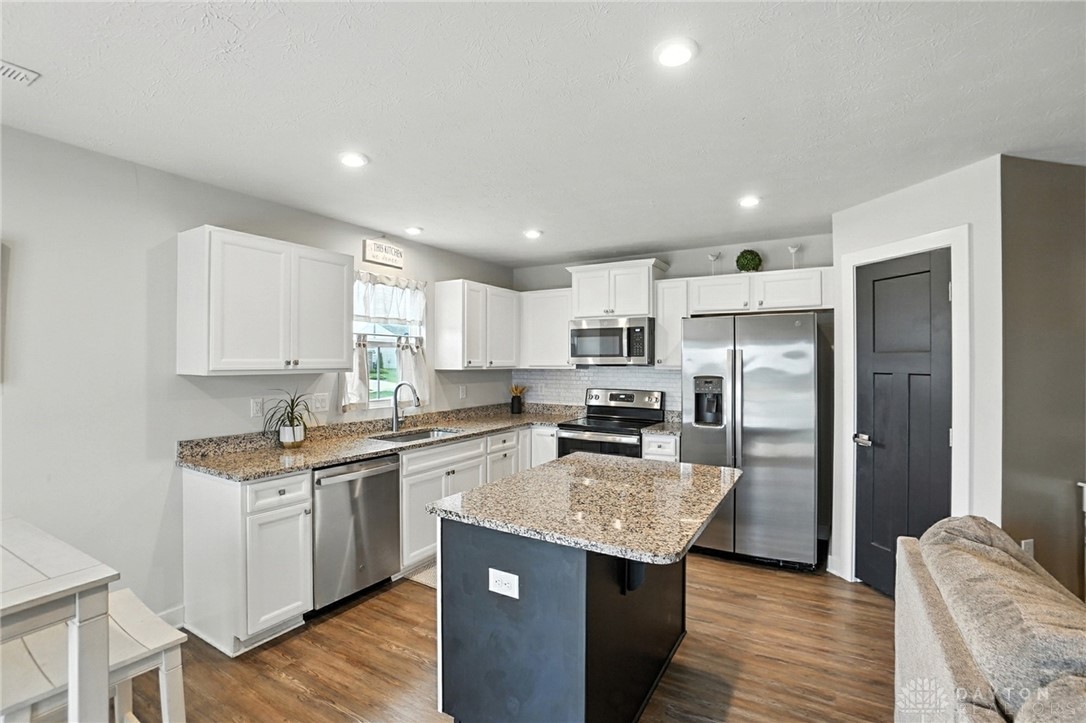 2003 Trillium Way