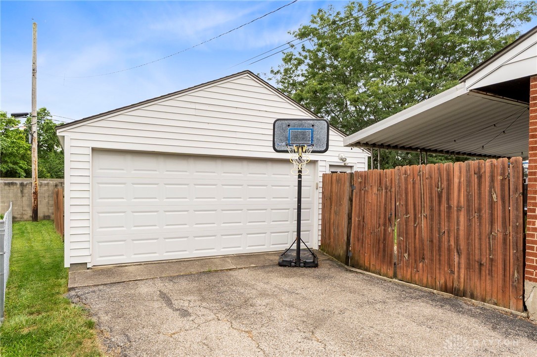 3732 Valleywood Drive