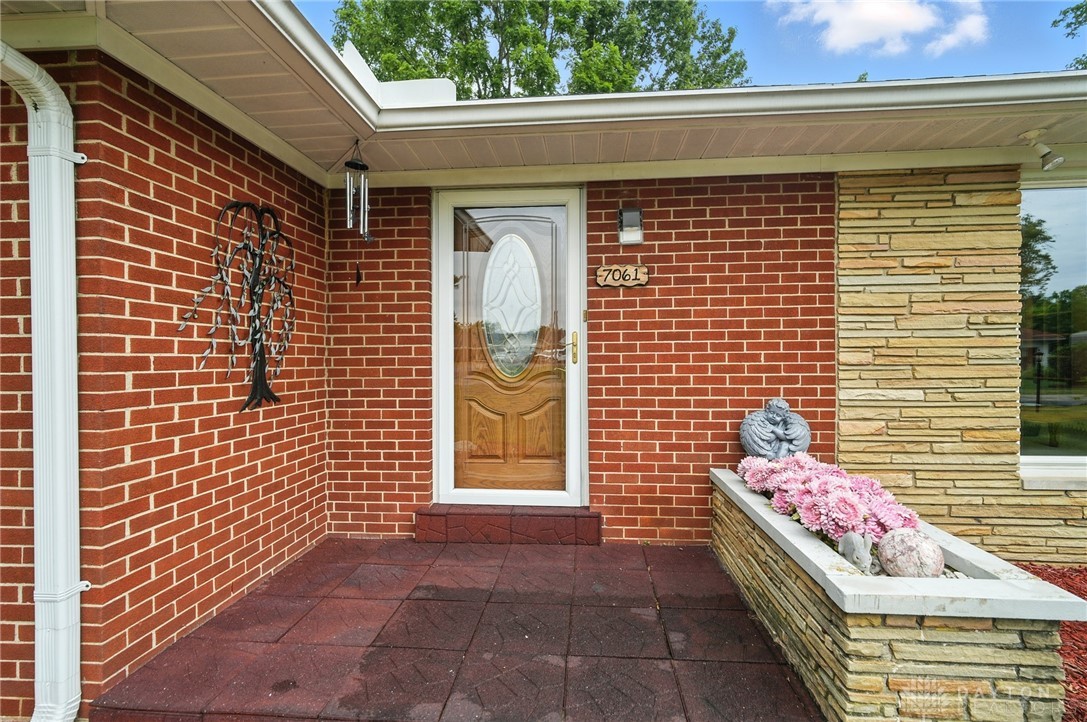 7061 Rio Vista Court