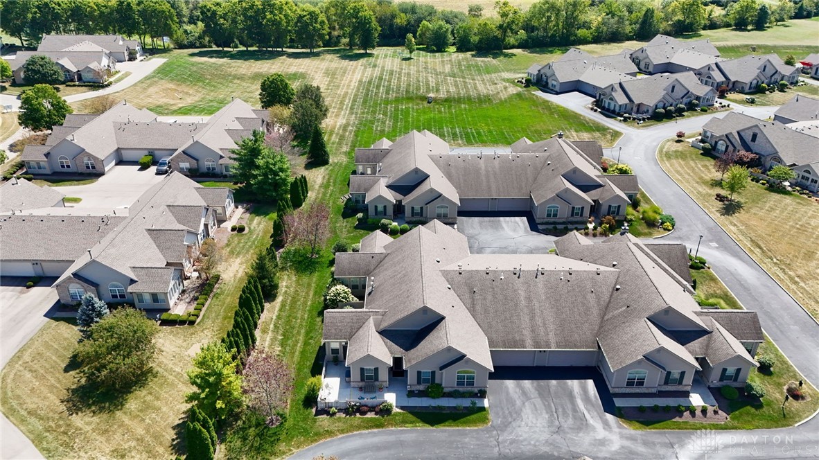 7035 Creekside Circle