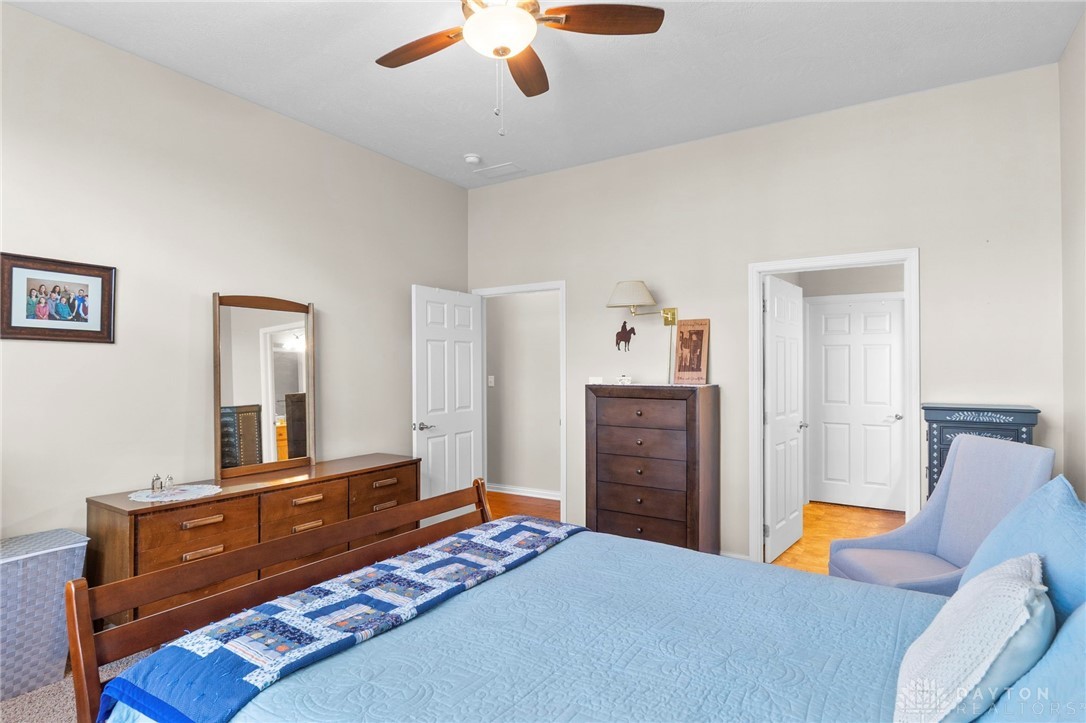 7035 Creekside Circle