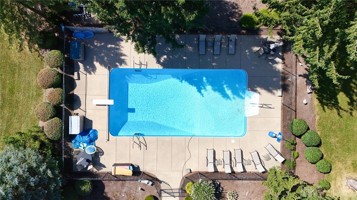 1353 Graceland Drive