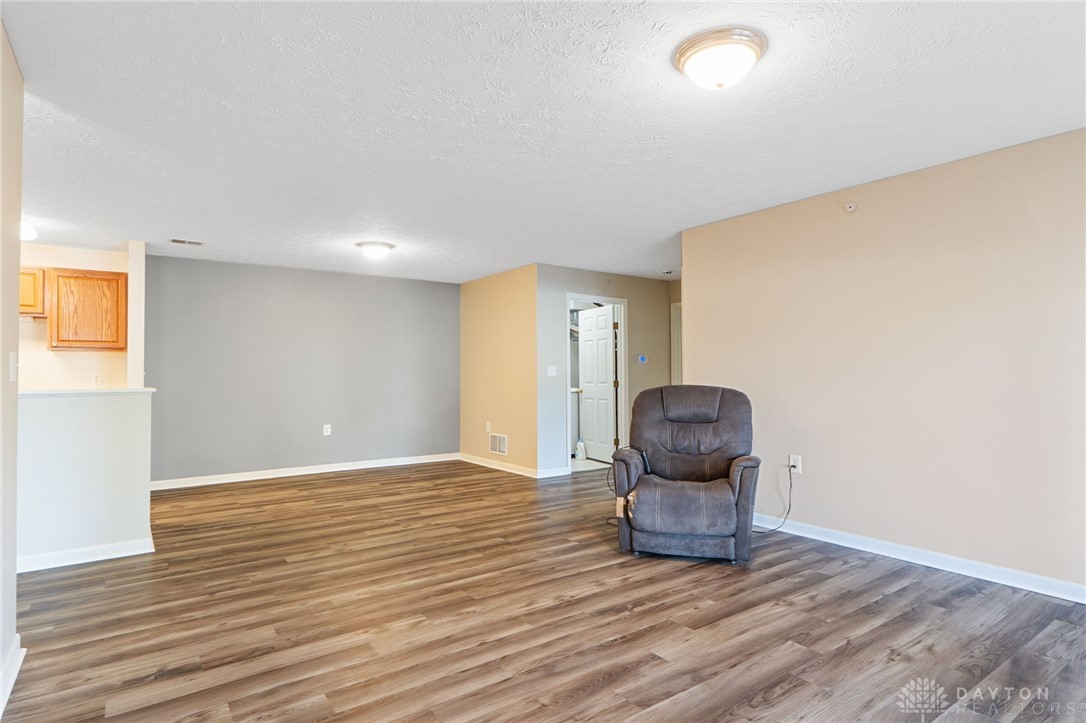 1875 Waterstone Boulevard 103