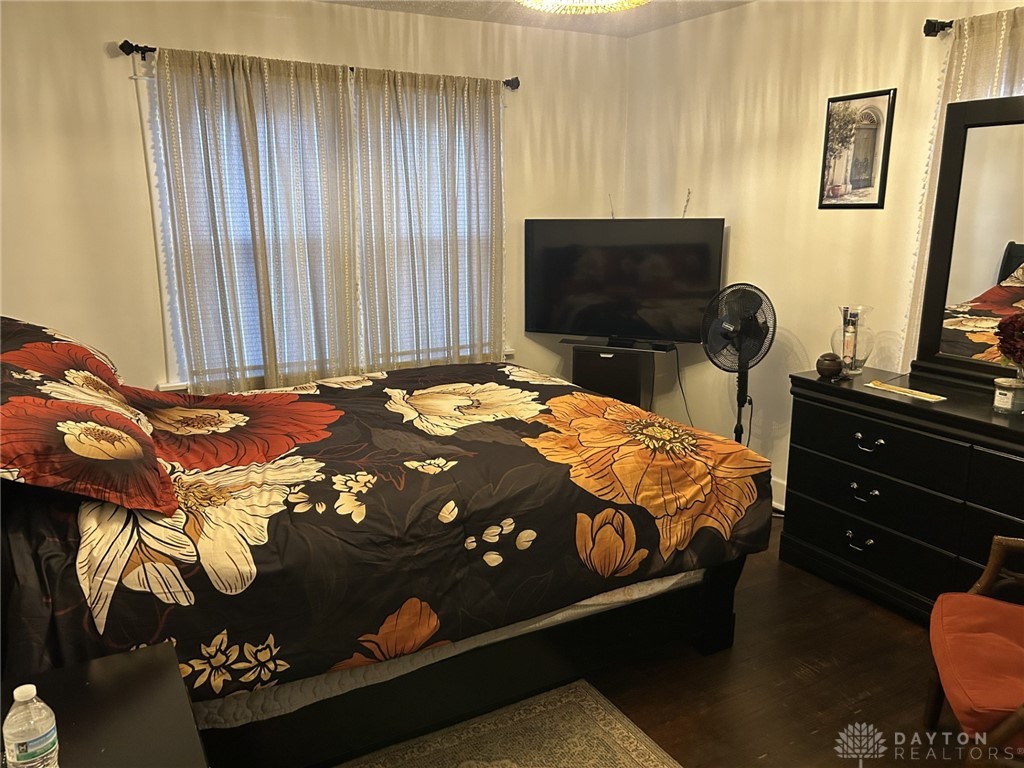 55 E Siebenthaler Avenue