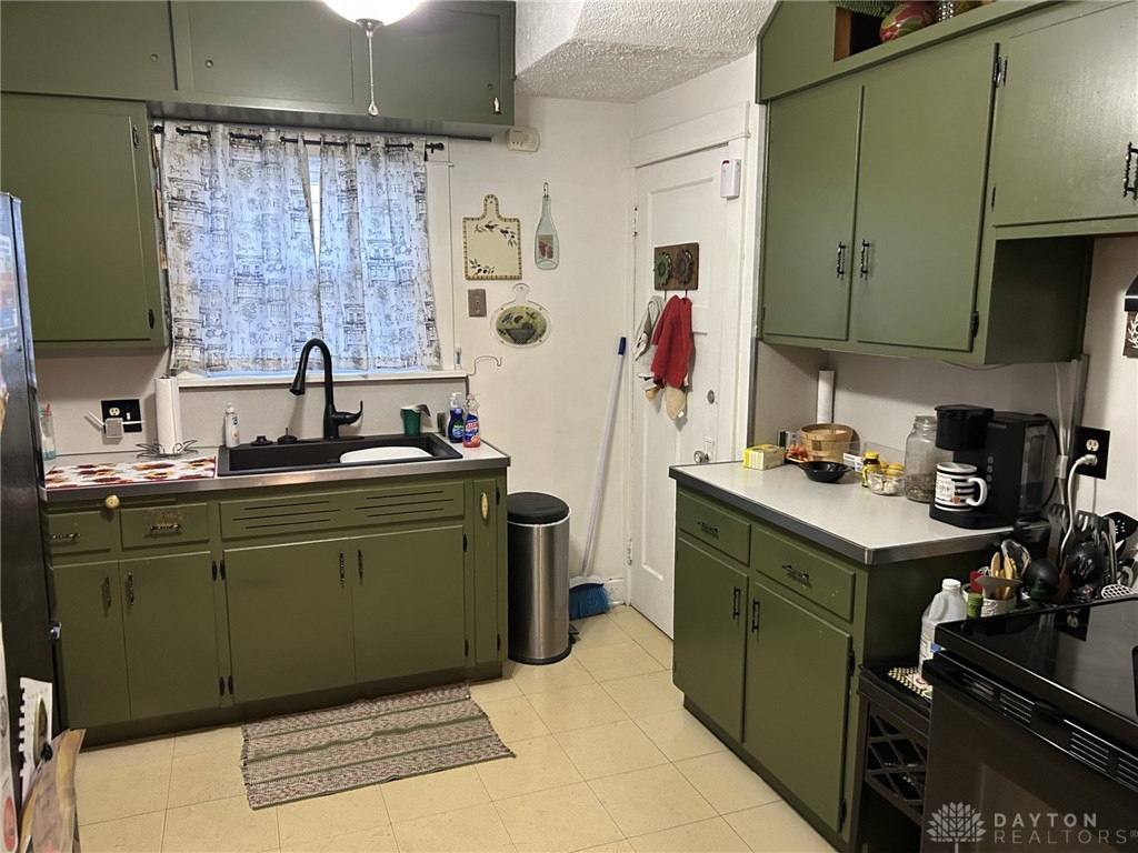 55 E Siebenthaler Avenue