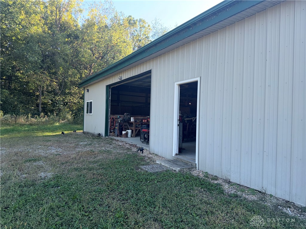 1225 Whaley Road