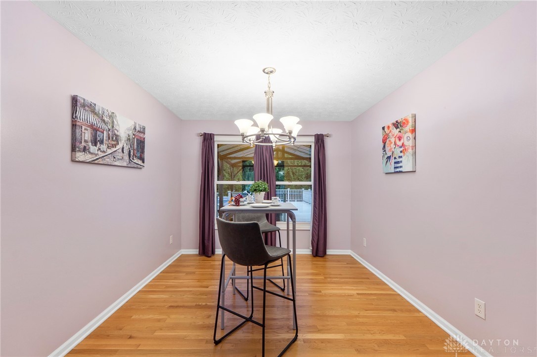 5201 Clearcreek Trail