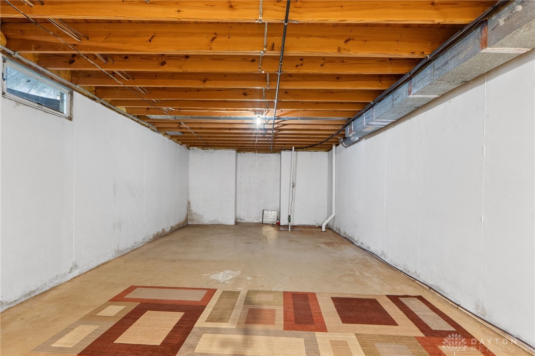 5201 Clearcreek Trail