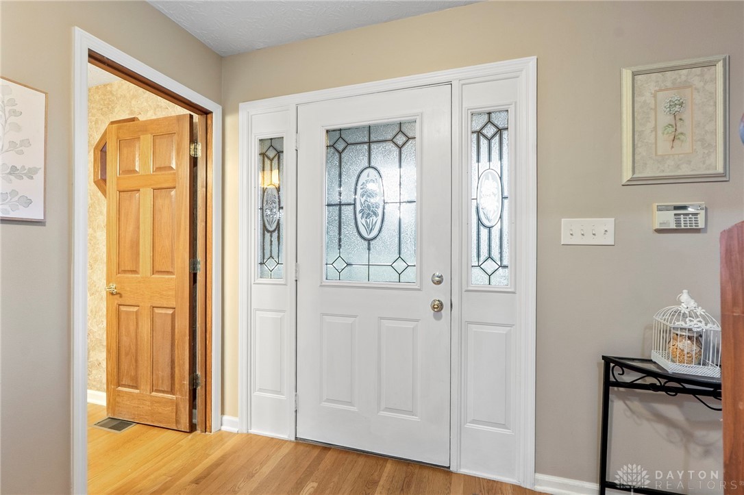 5201 Clearcreek Trail