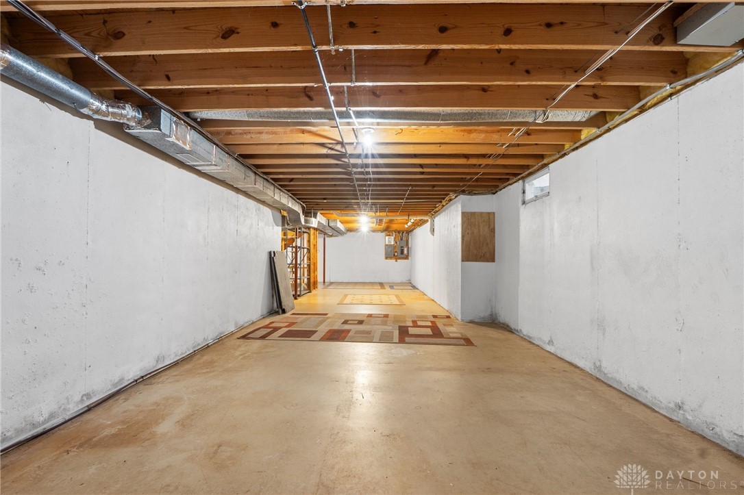 5201 Clearcreek Trail