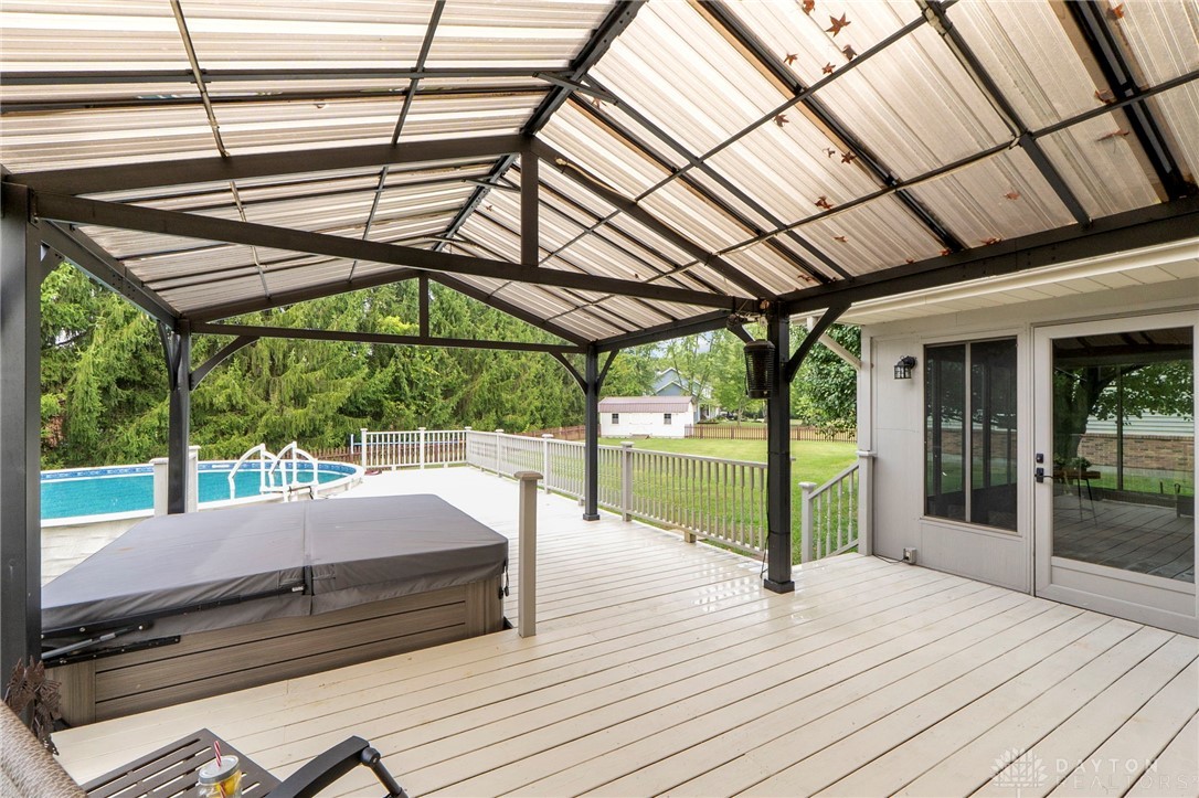 5201 Clearcreek Trail