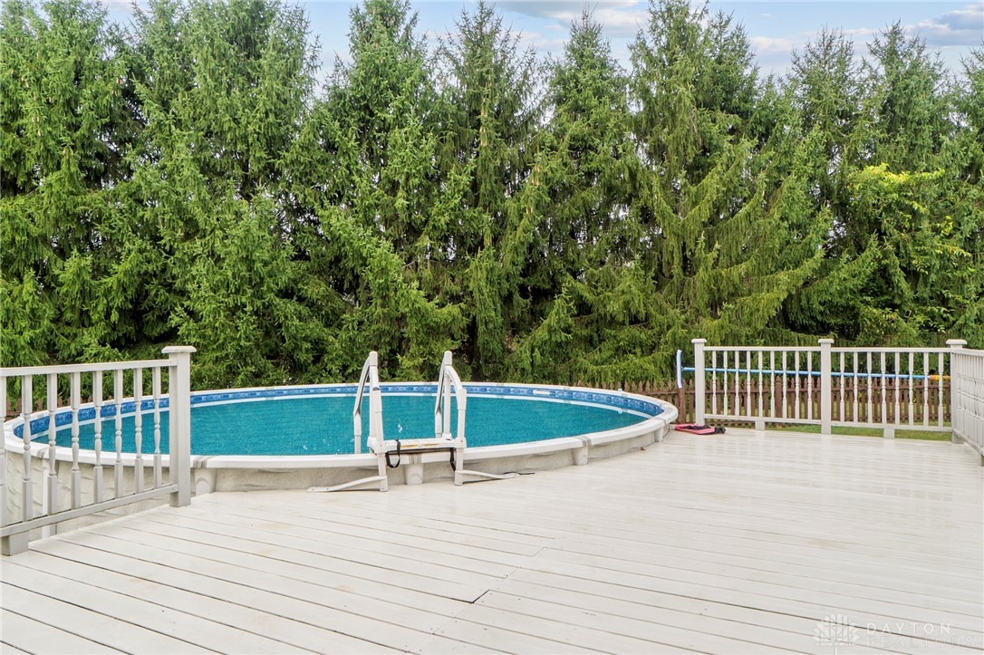 5201 Clearcreek Trail